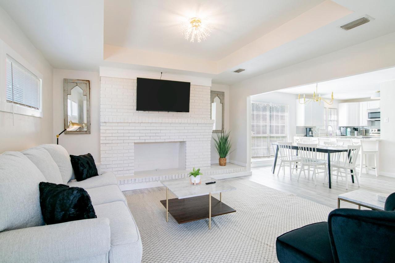 House In Mobile Newly Renovated! Quiet & Centrally Located! ภายนอก รูปภาพ